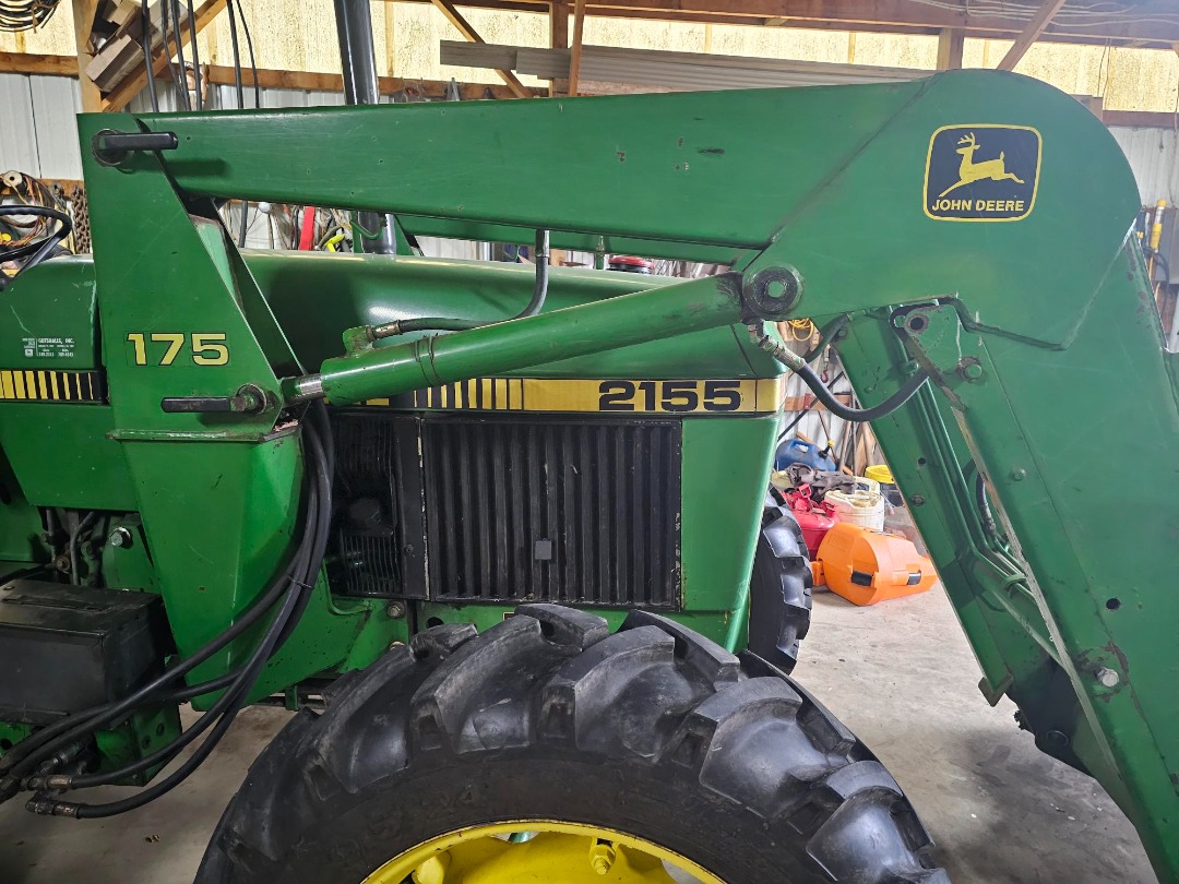 John Deere 2155