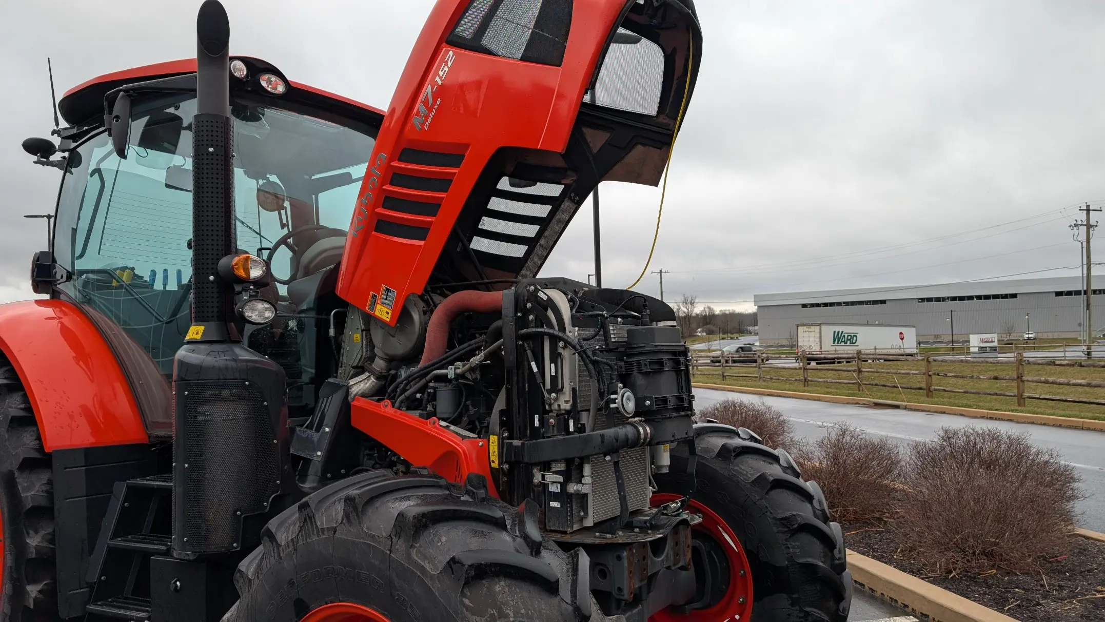 Kubota M7-152D