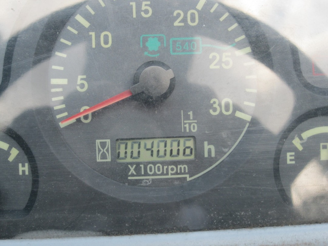 New Holland BOOMER 35