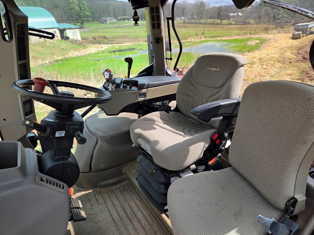 Case-IH MAXXUM 125 Multi-Controller
