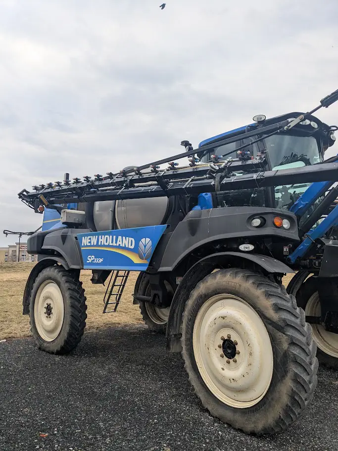 New Holland SP.333F