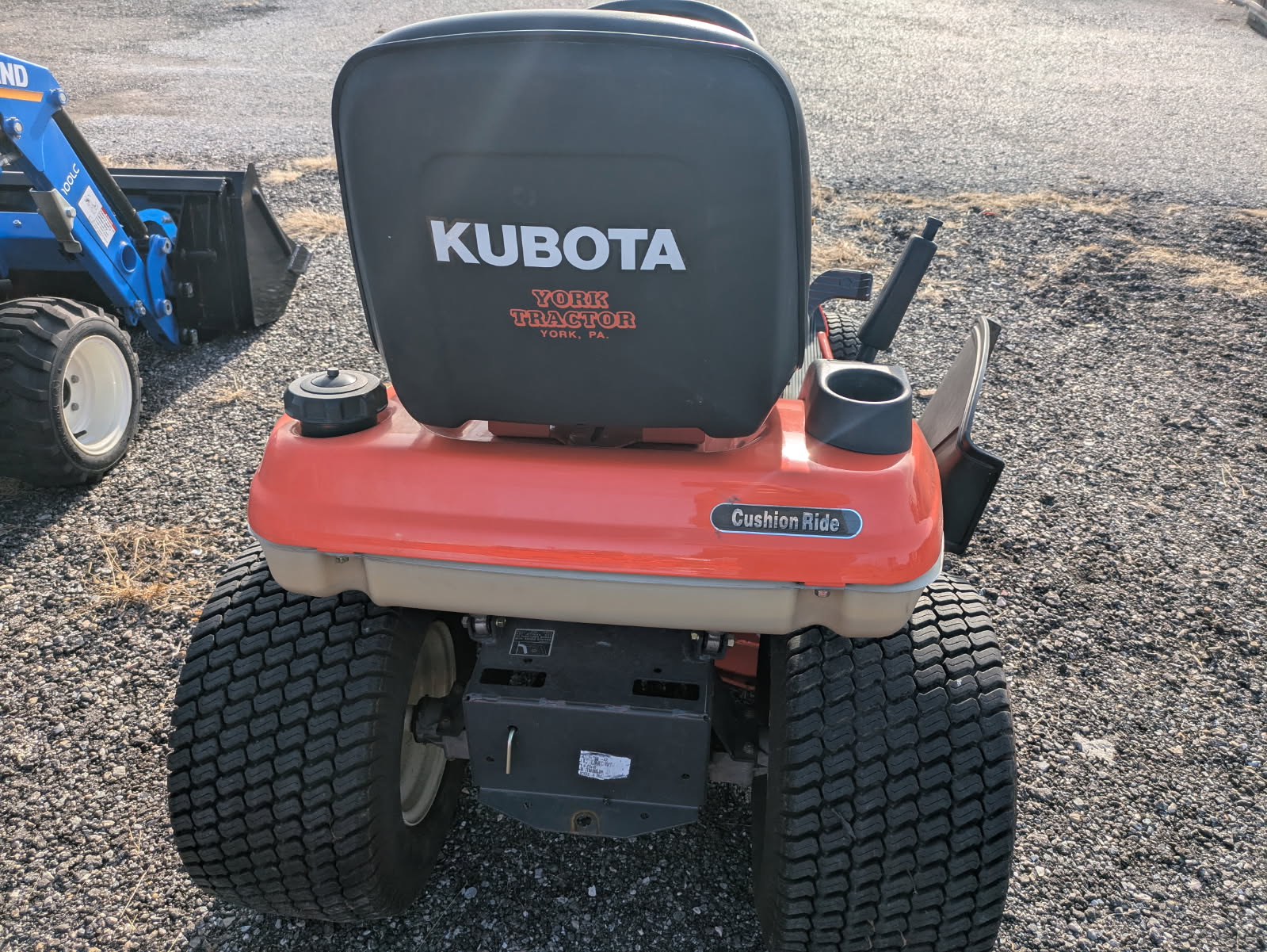 Kubota T2080