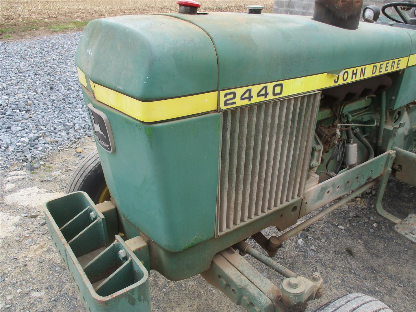 John Deere 2440