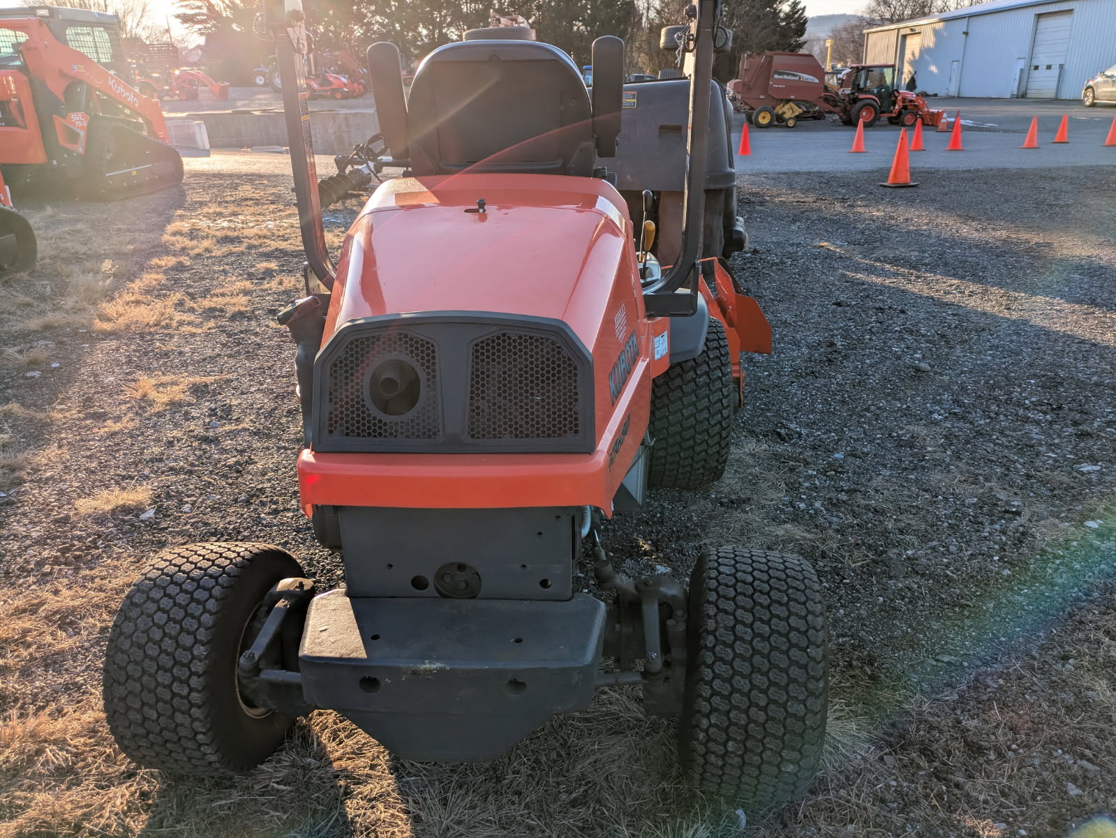 Kubota F3680