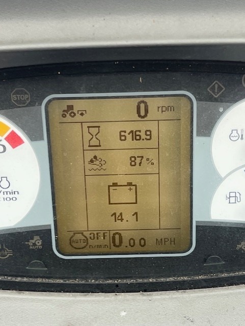 New Holland WORKMASTER 95 POULTRY