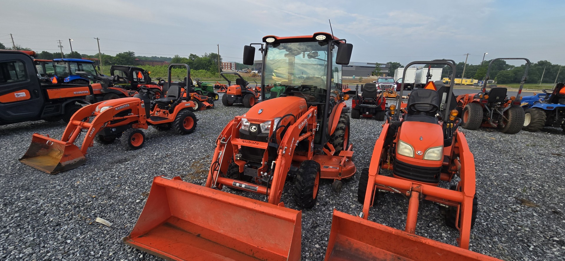 Kubota LX2610HSDC