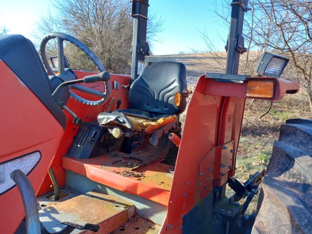 Massey Ferguson 4253
