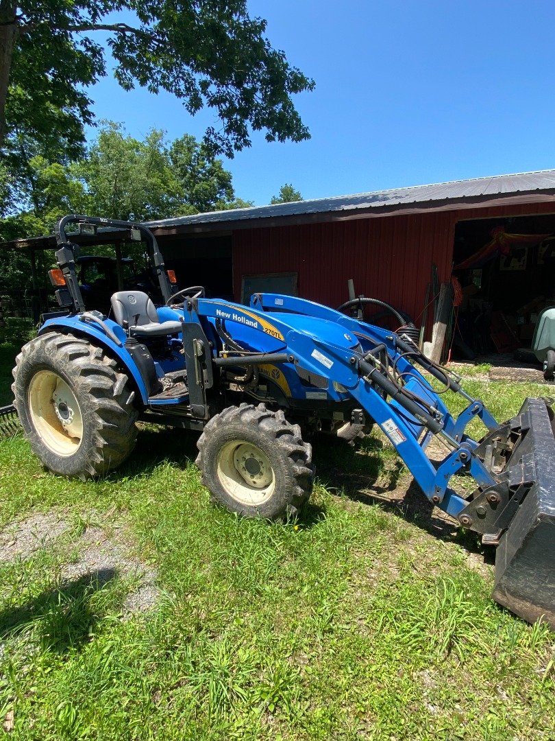 New Holland BOOMER 4060