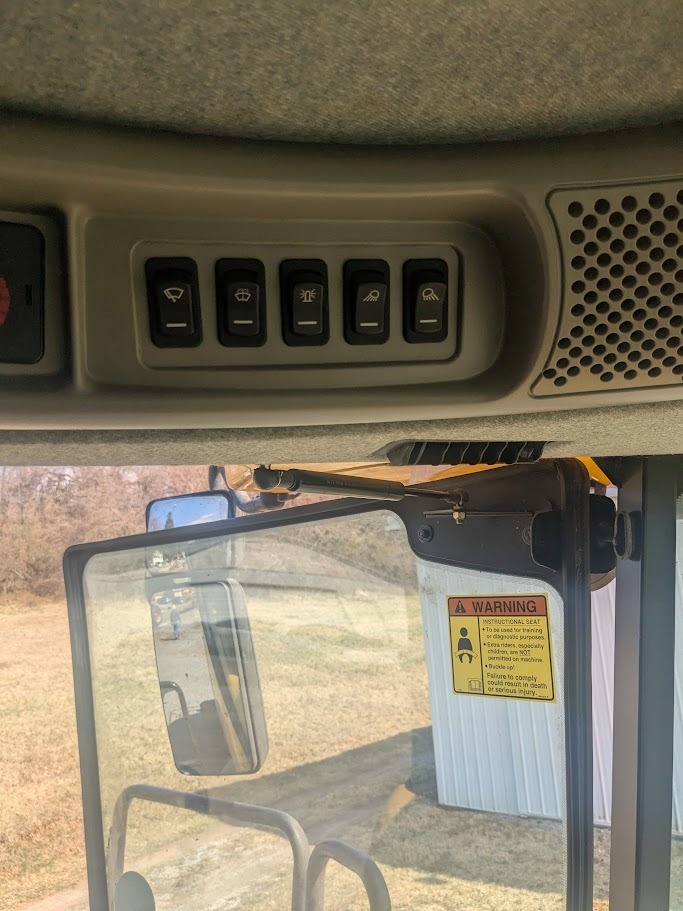 New Holland CR9040