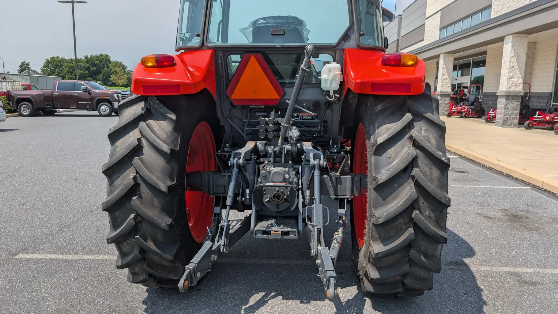 Kubota M5-111HDC-1