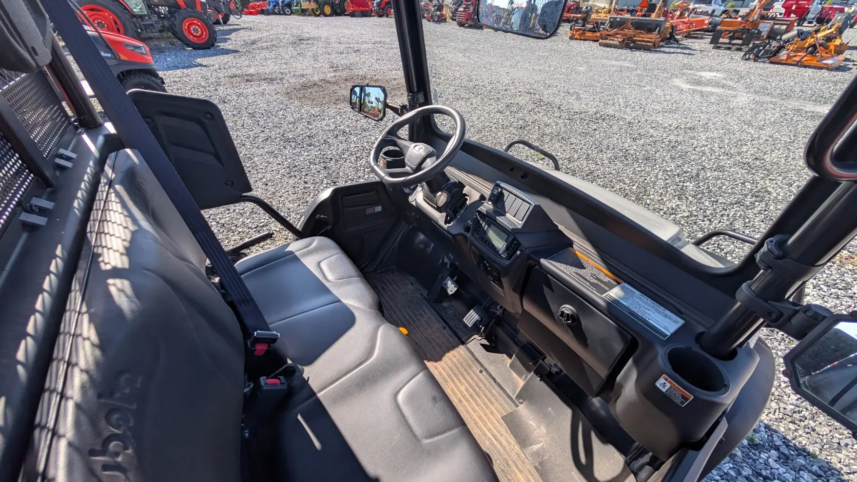 Kubota RTVXG850GLAS24-A