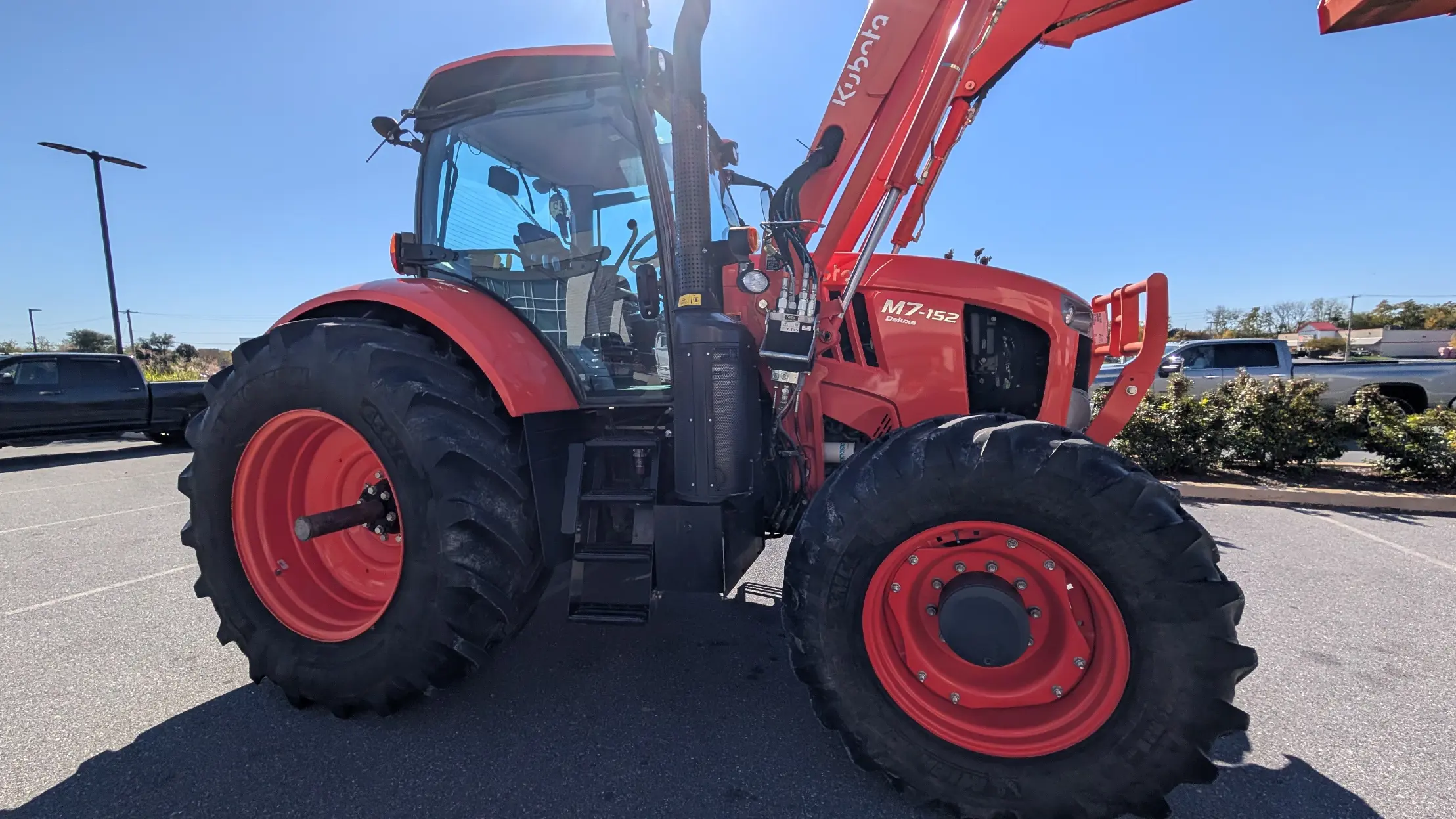 Kubota M7-152D