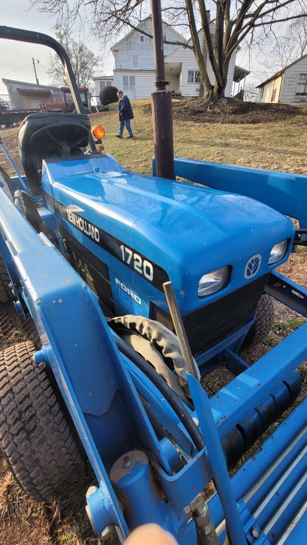 New Holland 1720