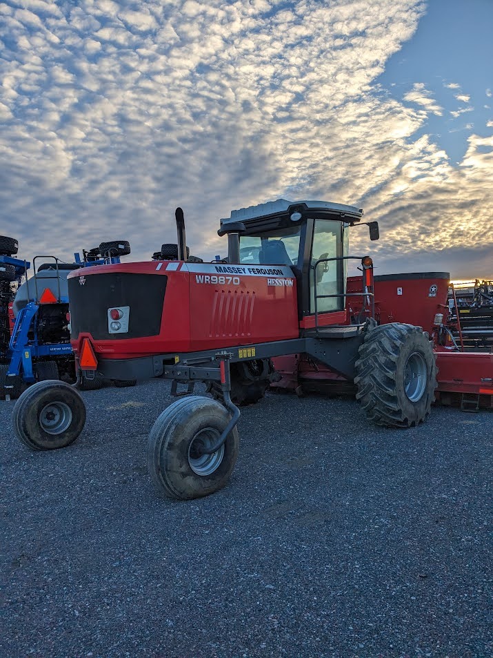 Massey Ferguson WR9870