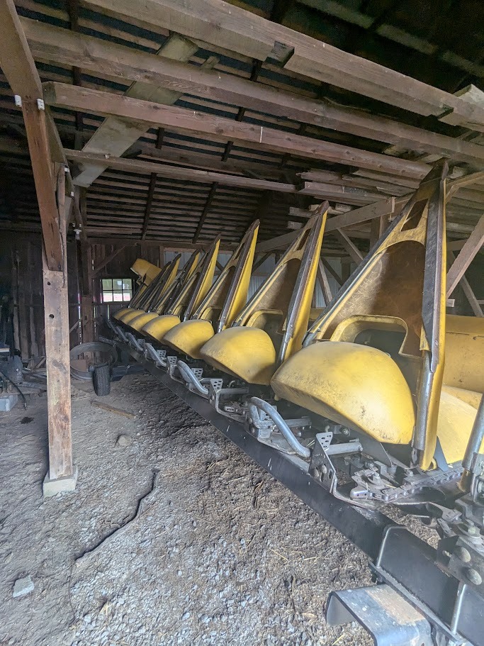 New Holland CR9040