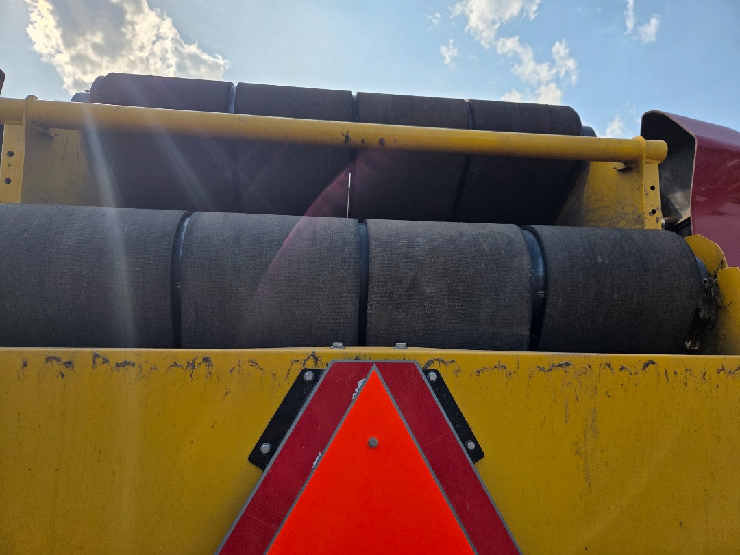 New Holland PRO BELT 450