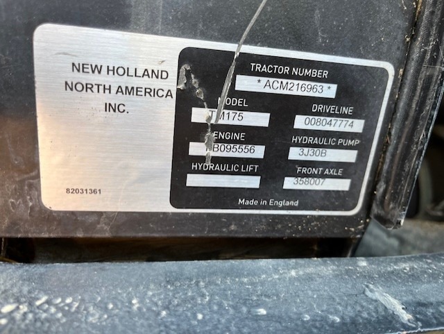 New Holland TM175