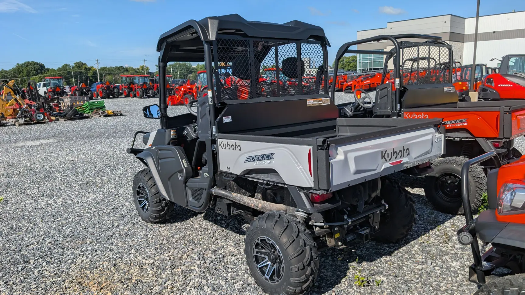 Kubota RTVXG850GLAS24-A