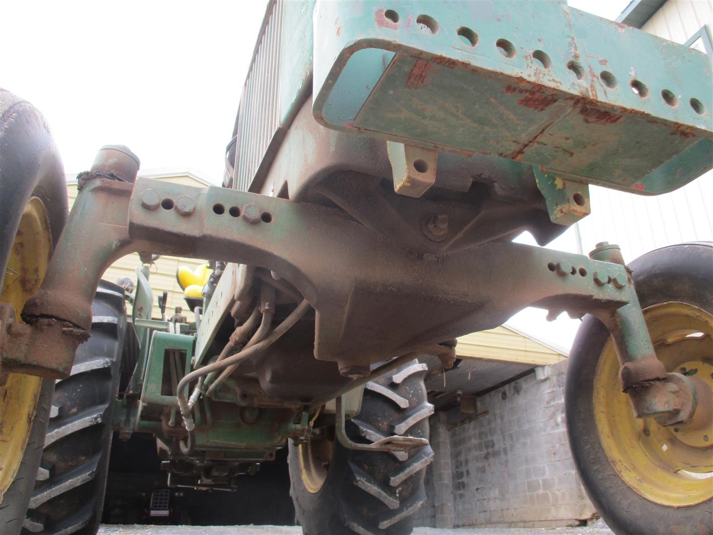 John Deere 2440