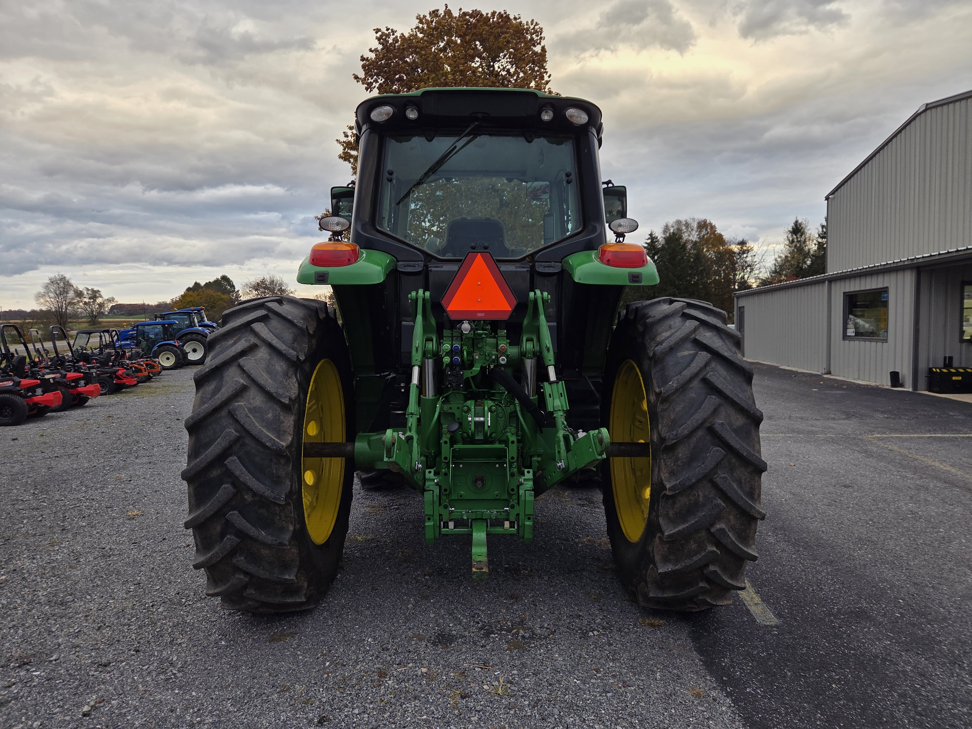 John Deere 6155M