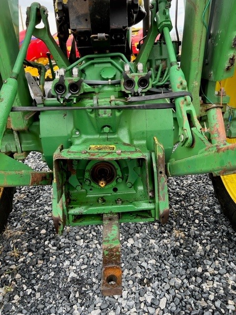 Used John Deere 2640