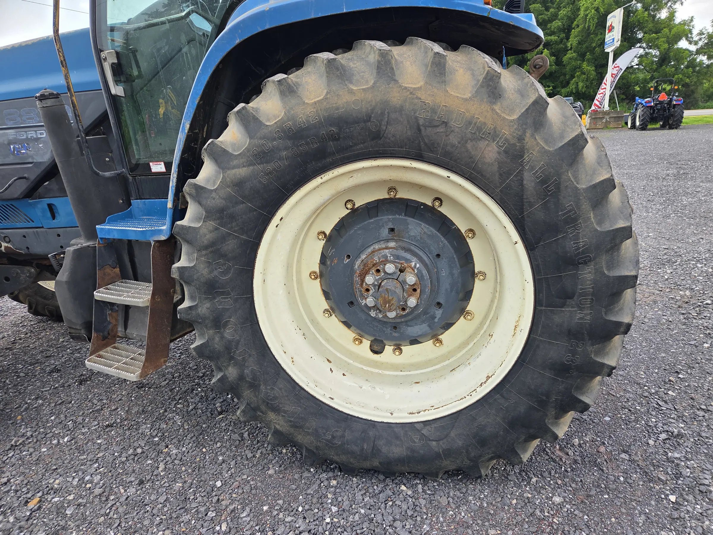 New Holland 8870