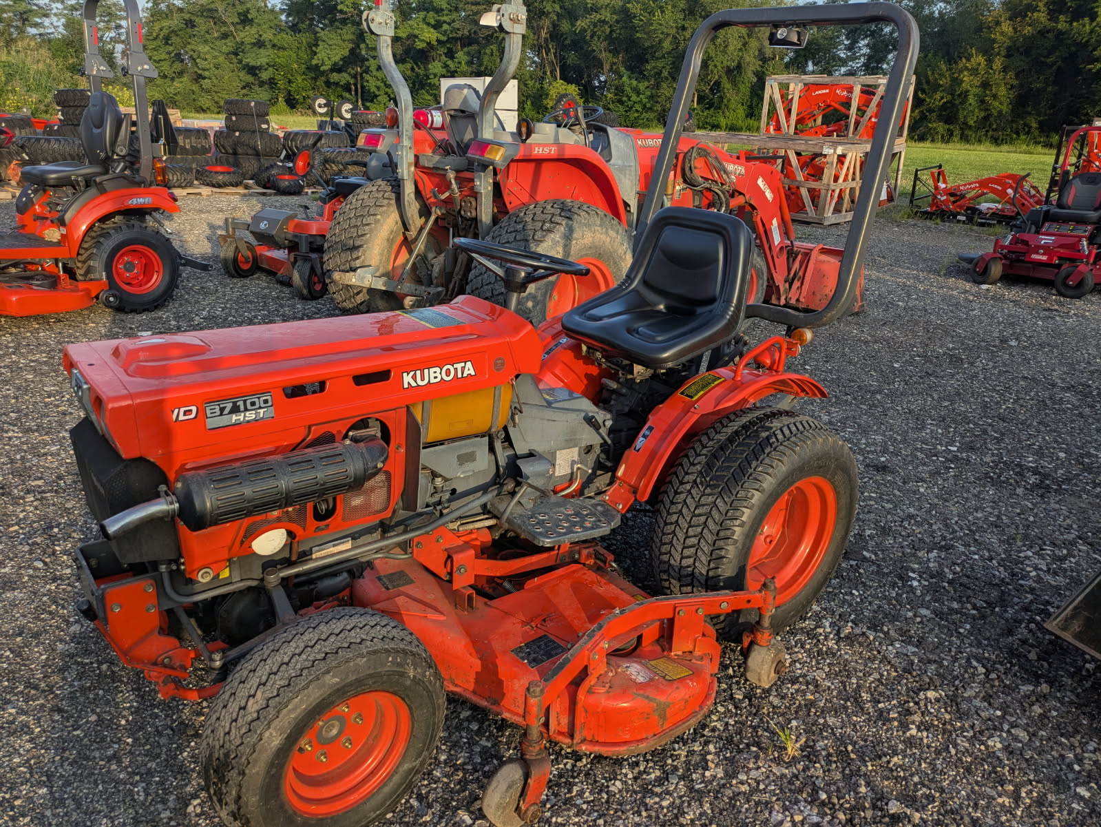 Kubota B7100HST