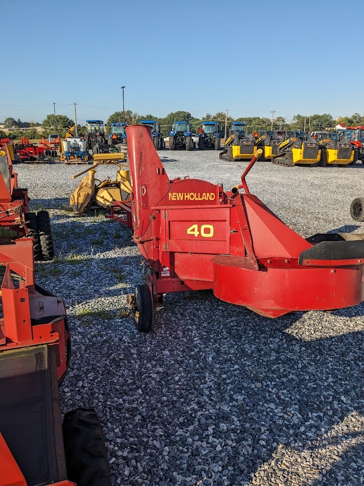 New Holland 40