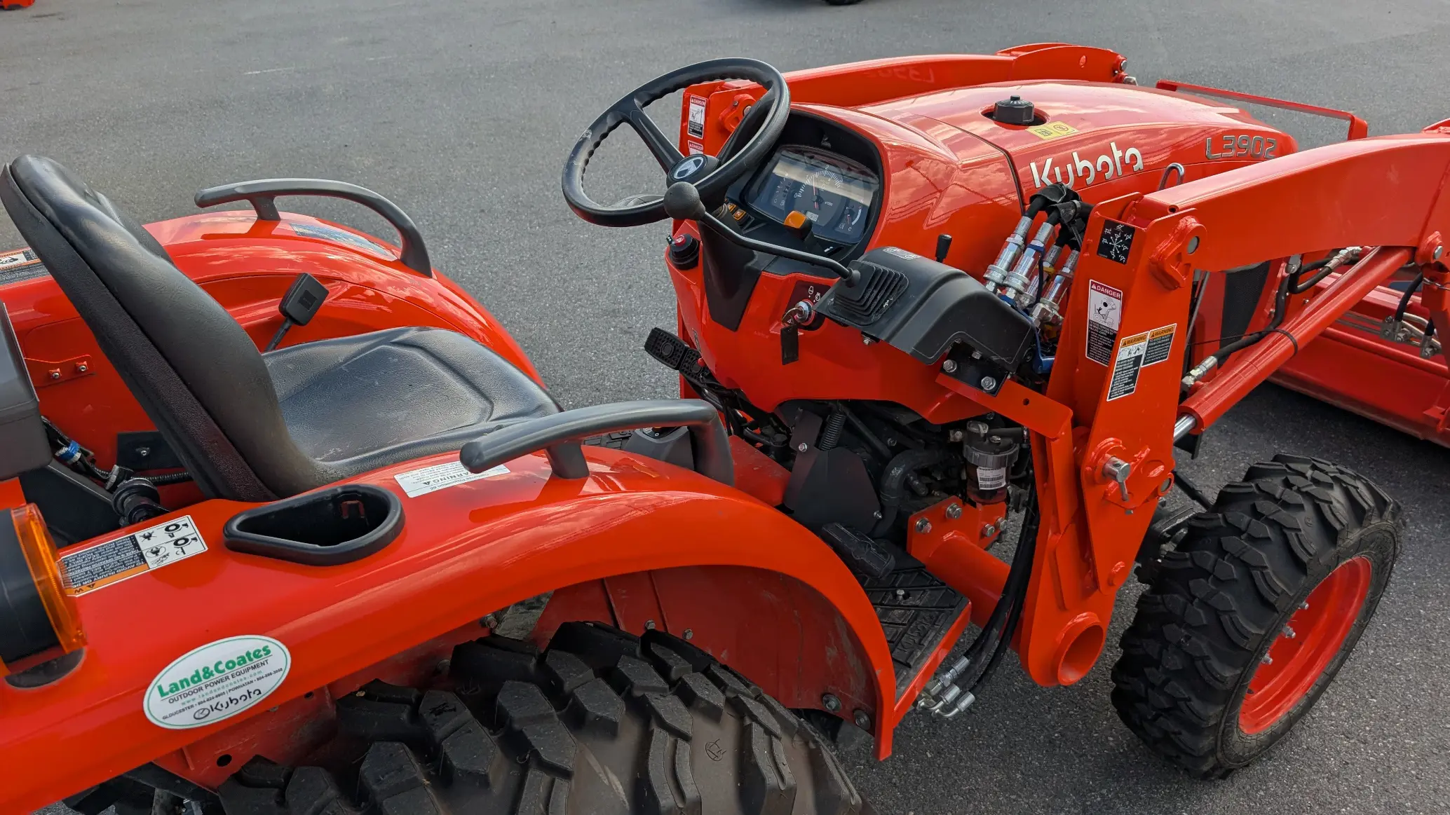 Kubota L3902HST