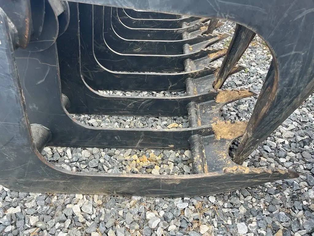 Bobcat 72 Root Grapple