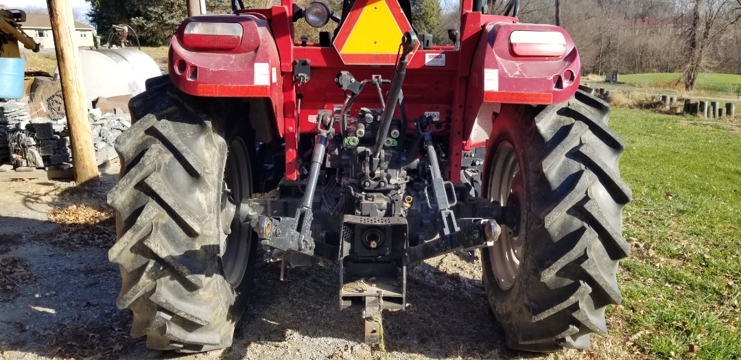 Farmall 100C