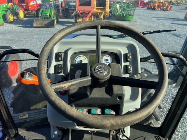 New Holland Workmaster 105