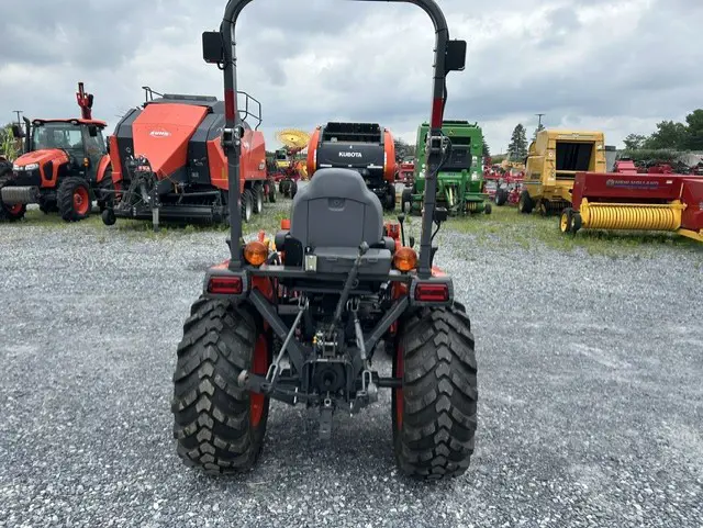 Kubota LX2610HSD