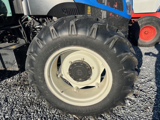 New Holland Workmaster 105