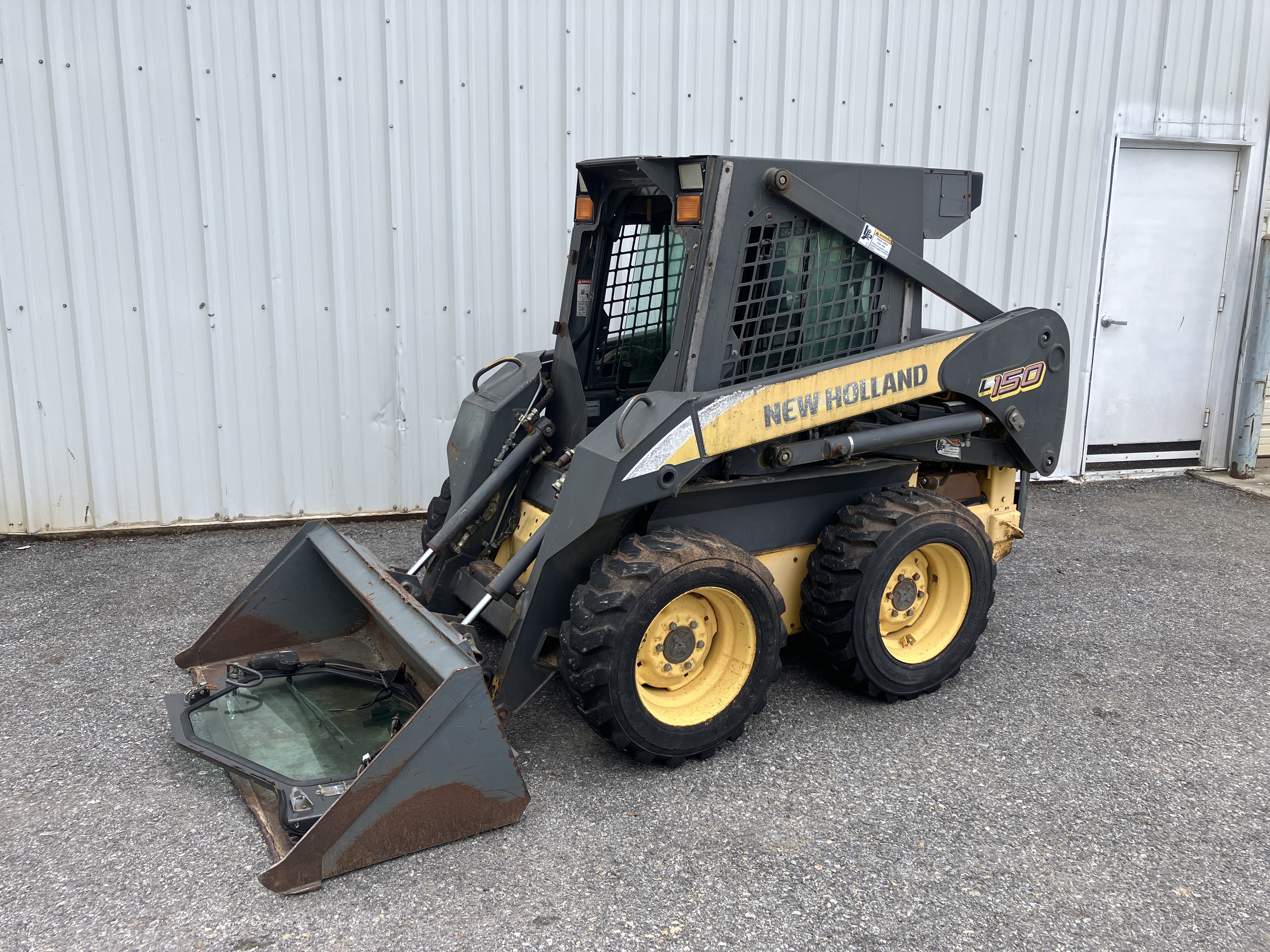 New Holland L150