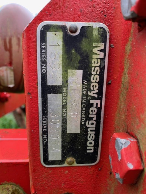 Massey Ferguson 880