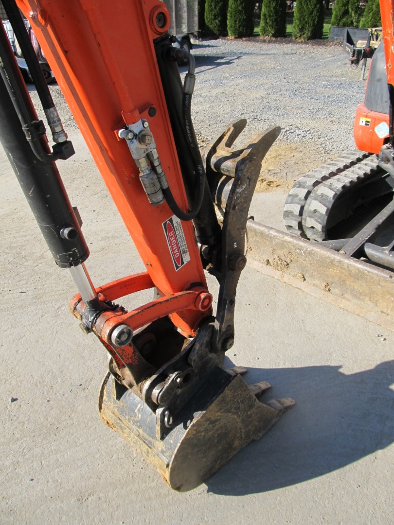 Kubota KX040-4R3