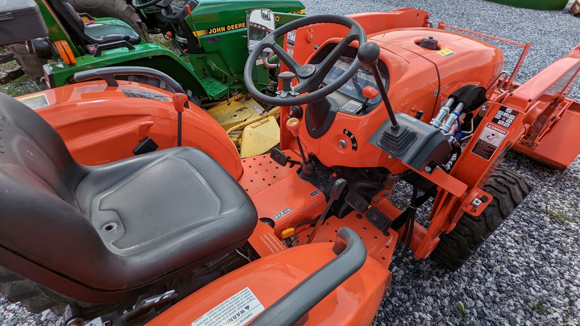 Kubota L3901DT