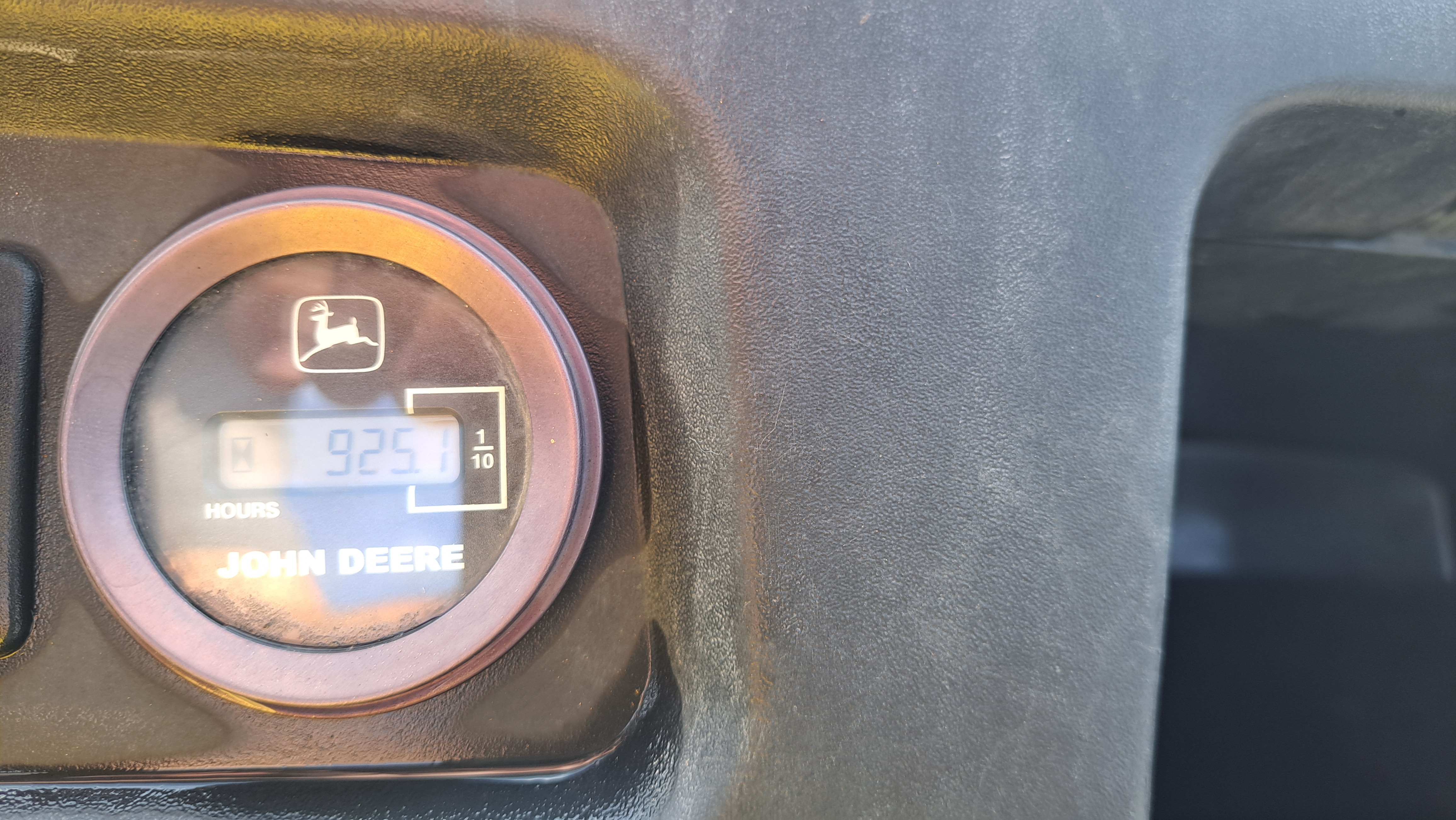 John Deere 6X4 GATOR