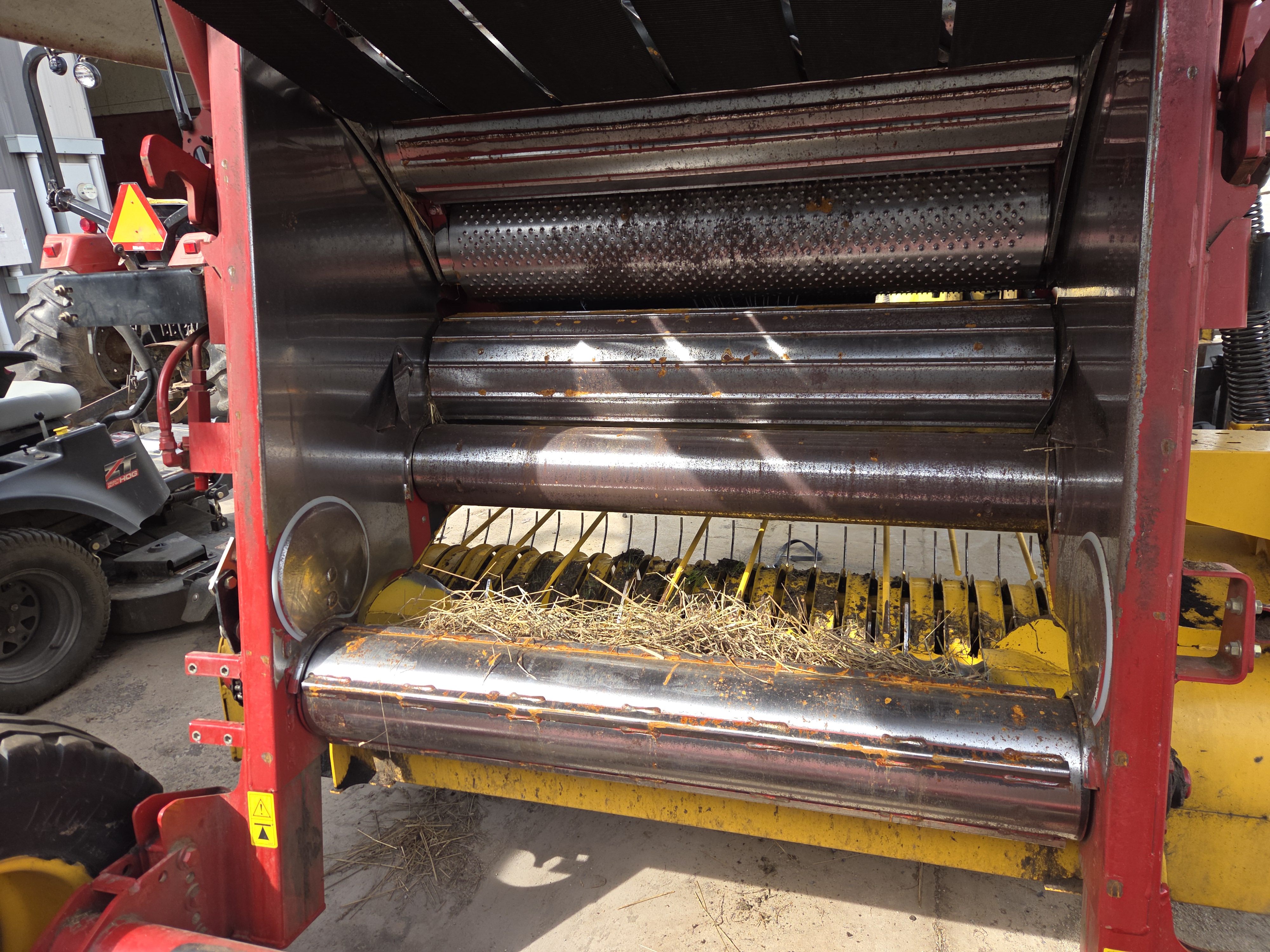 New Holland ROLL-BELT 450SN