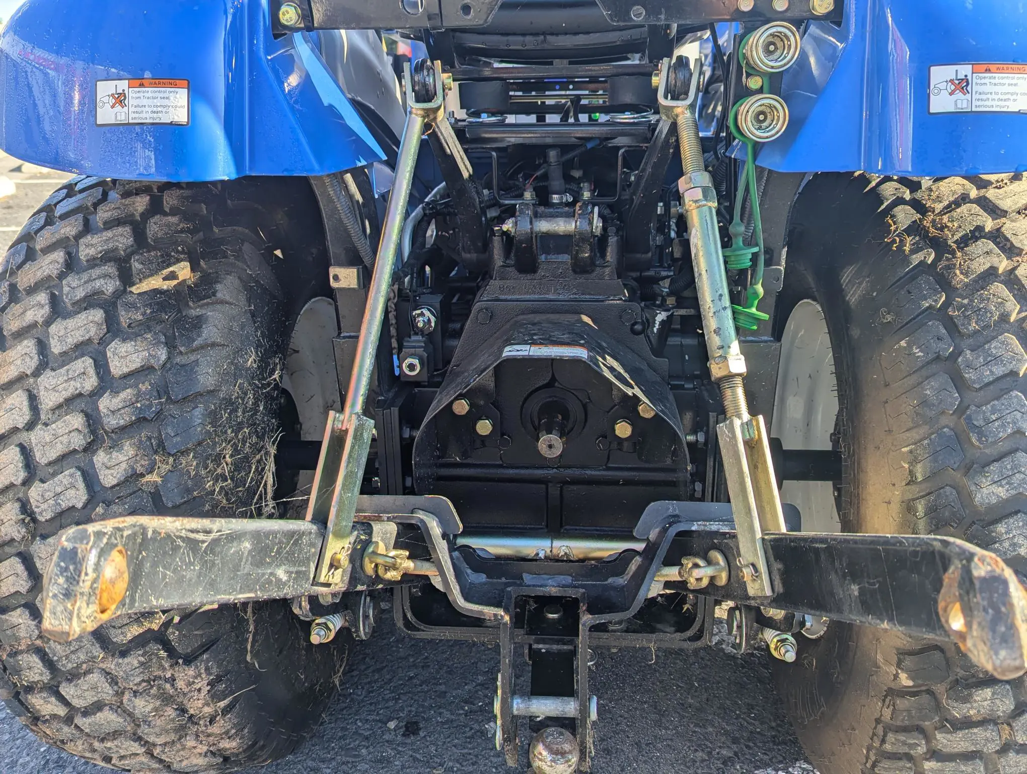 New Holland Boomer 24