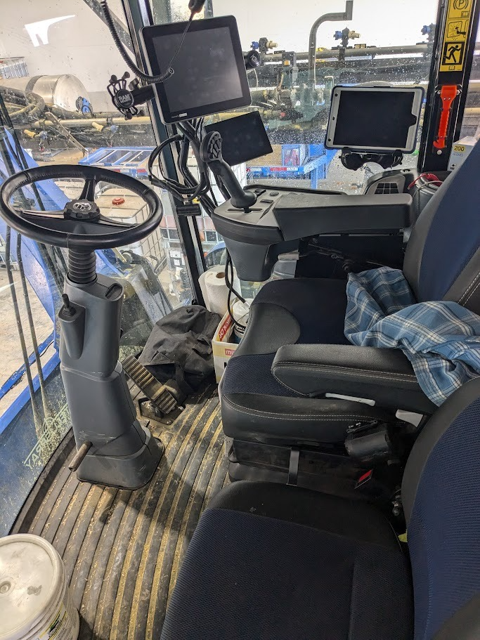 New Holland SP310F