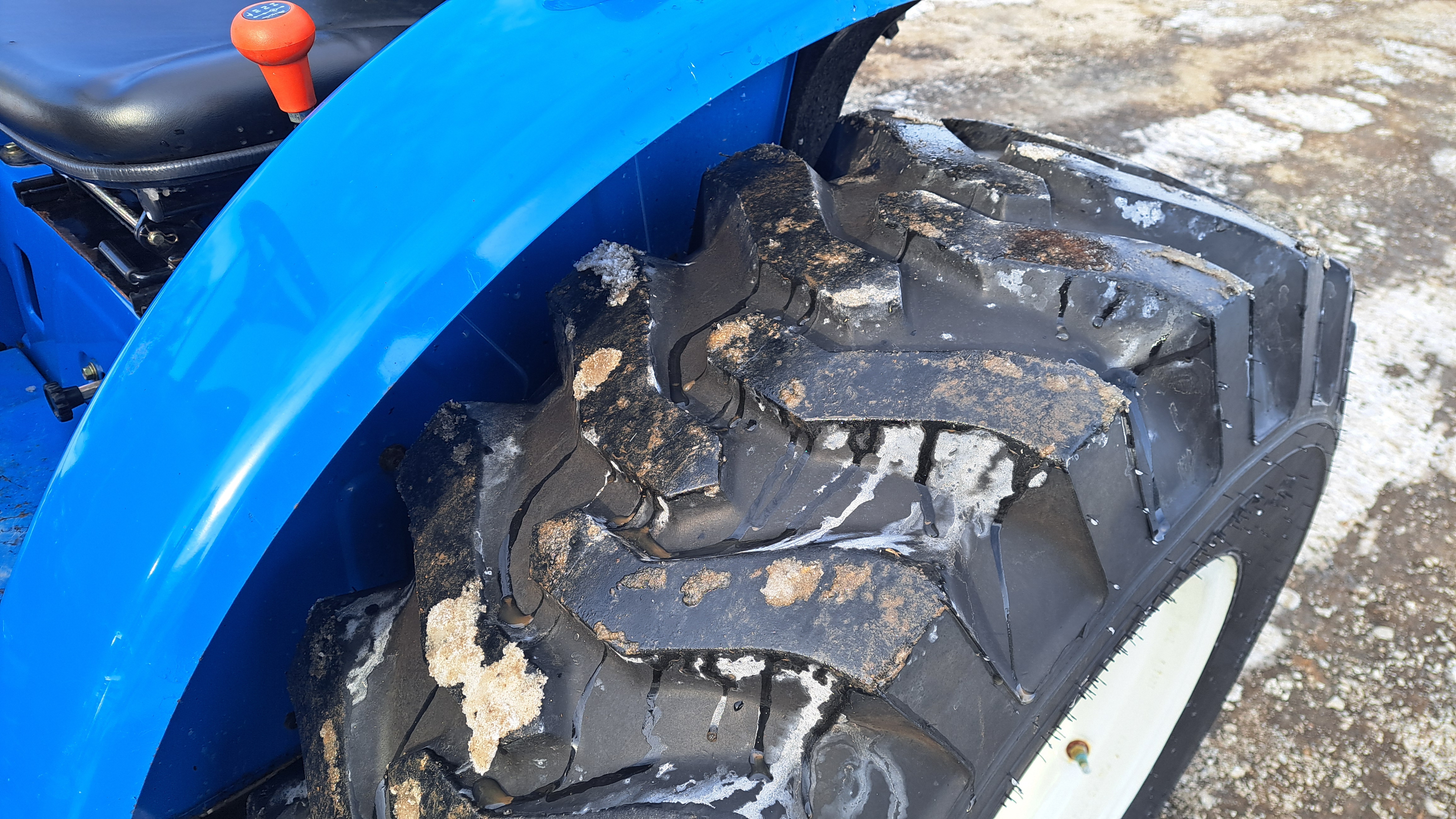 New Holland WORKMASTER 35