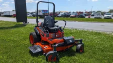 Kubota ZD1211L-72