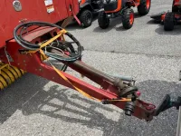 New Holland BR7060