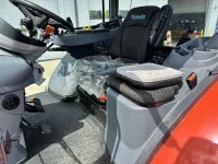 Kubota M7-152K