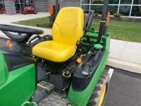 John Deere 1025R