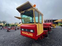 New Holland 1089