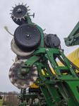 John Deere 1790