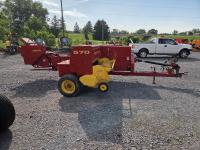 New Holland 570